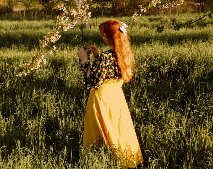 Experience the Enchantment of Autumn with Retro Stageโs Collection