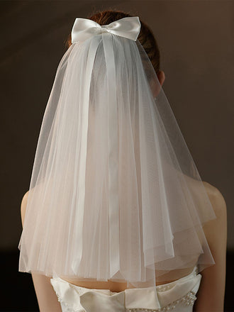 White Vintage Bow Wedding Bridal Veil