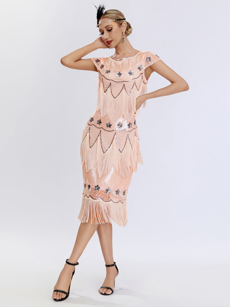She slips into this 1920s Charleston Sequins Tassel Patchwork Dress and suddenly it's a 1920s daydream