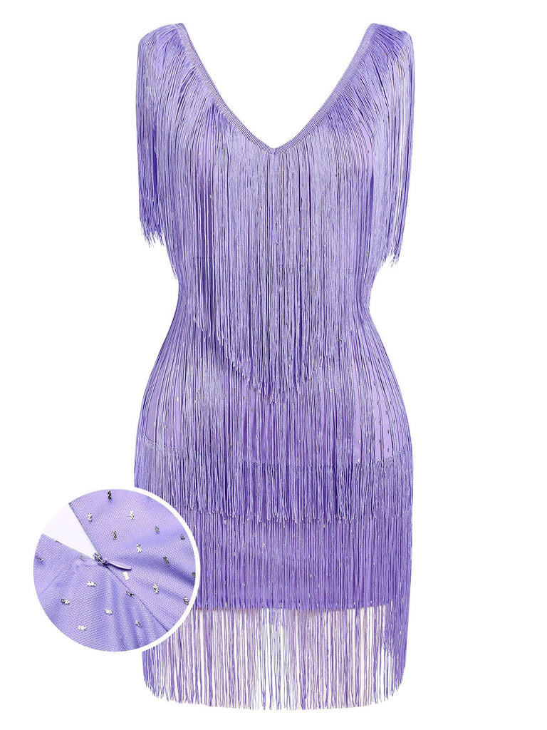 She slips into this 1920s V-Neck Fringe Solid Sleeveless Dress and suddenly it's a 1920s daydream