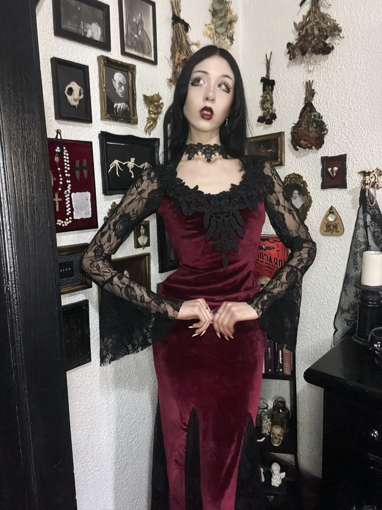 1930s Lace Long Sleeve Fishtail Dress - vintage dress, retro fashion