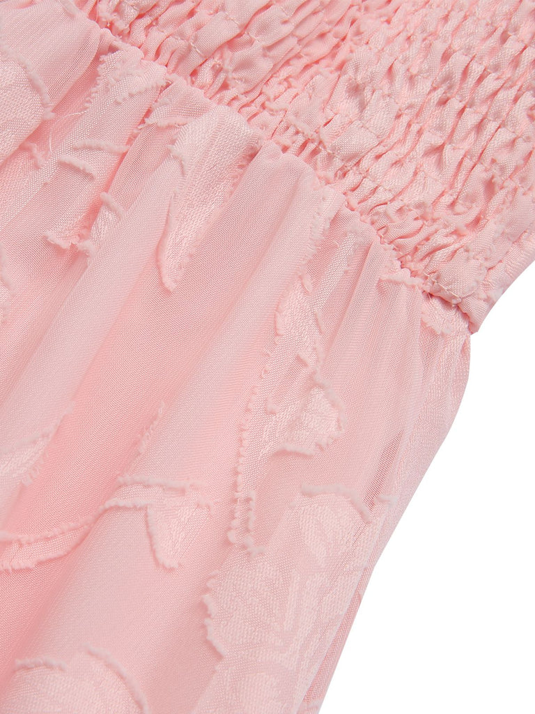 This 1930s Round Neck Puff Sleeve Wrinkle Dress wraps her in 1930s elegance, one twirl at a time