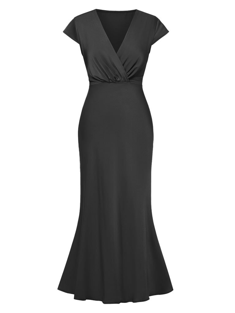 Front view: 1930s 1930s Satin Solid V-Neck Fishtai