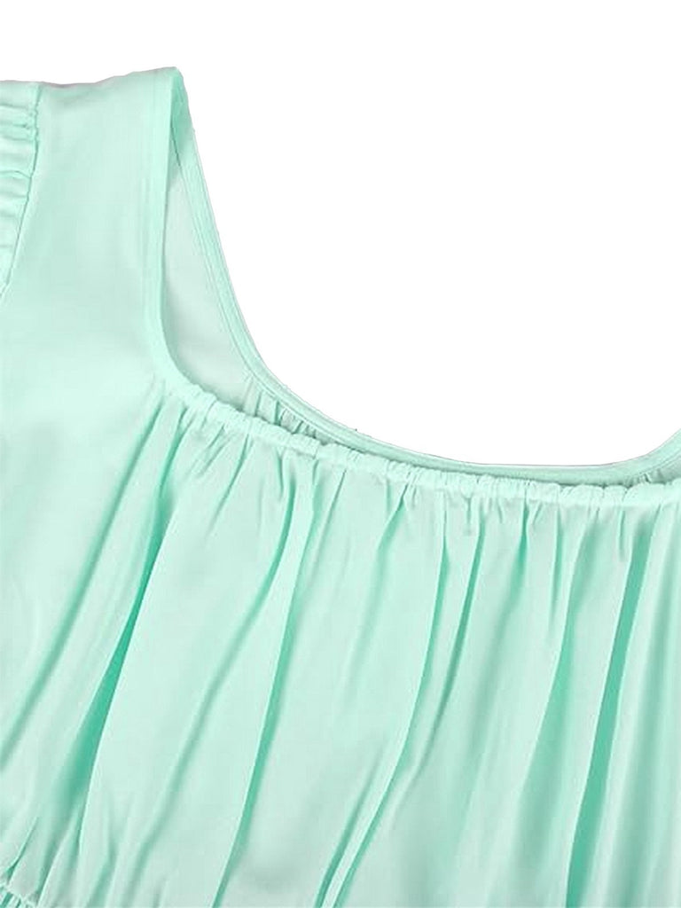 She slips into this 1930s Solid Square Neck Puff Sleeves Dress and suddenly it's a 1930s daydream