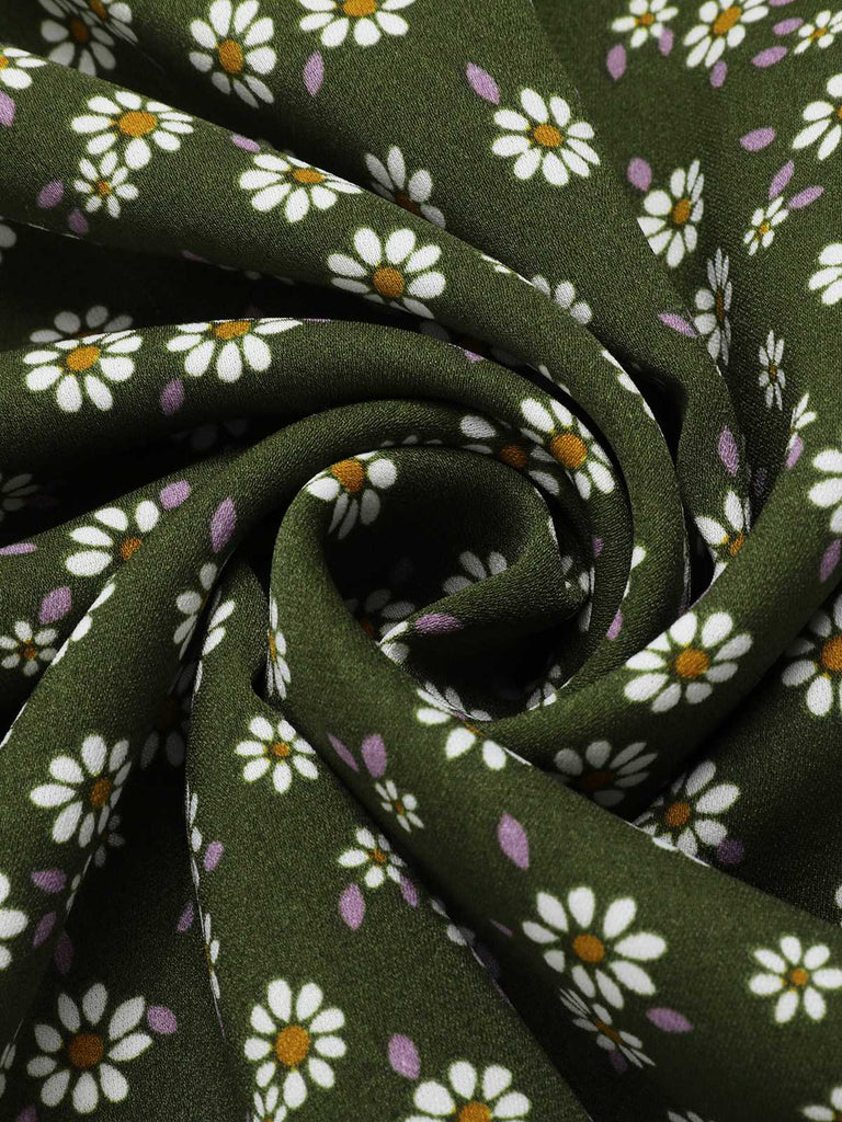 1940s Lapel Buttons Ditsy Floral | 1940s | vintage dress, retro fashion