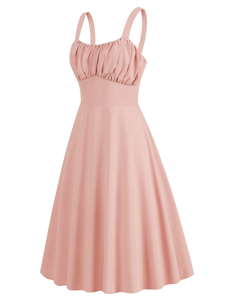 This 1940s Solid Suspender A-line Dress wraps her in 1940s elegance, one twirl at a time