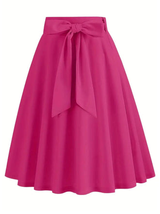 She sways in this 1940s Solid Waist Tie A-Line Skirt and it's pure 1940s magic