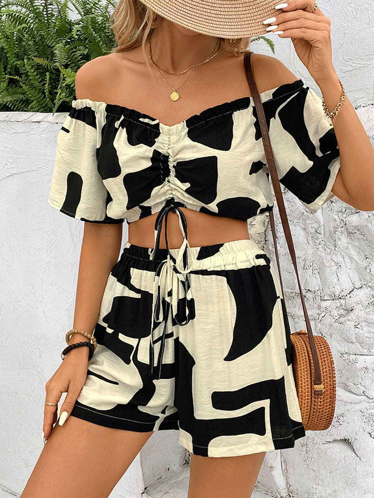 2PCS Black 1950s Geometric Off-Shoulder Drawstring Top & Shorts - vintage fashion, retro style, classic black