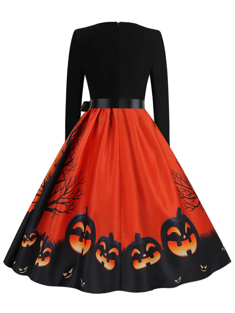 This 1950s Halloween Patchwork Long Sleeves Dress wraps her in 1950s elegance, one twirl at a time