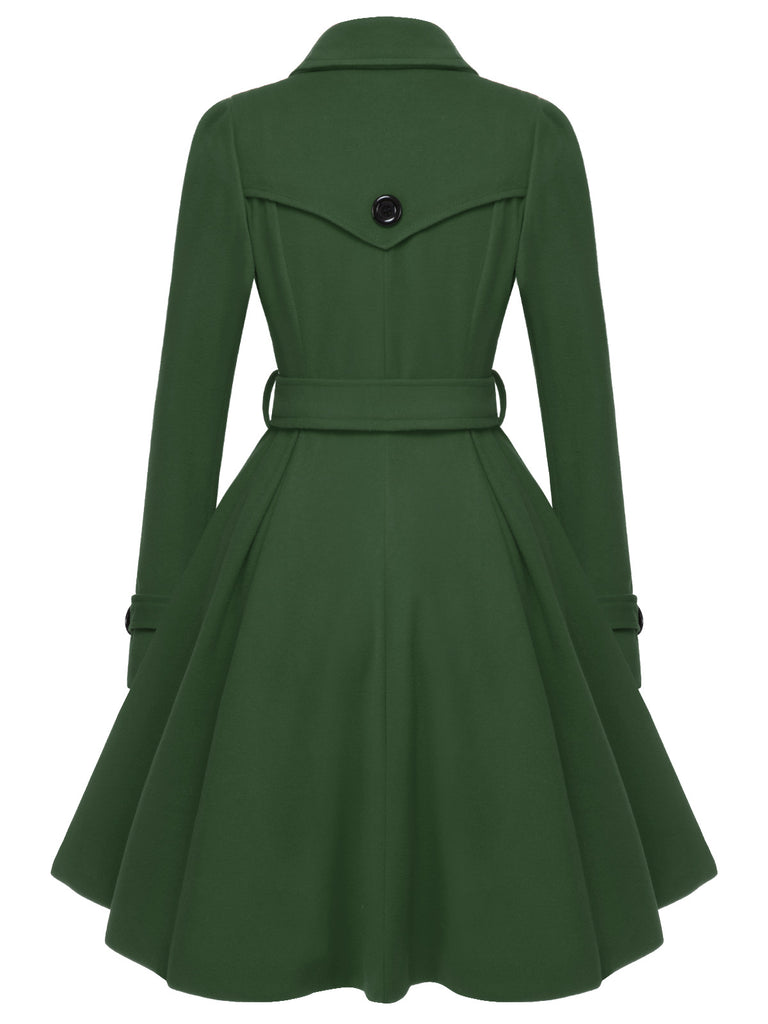 This 1950s Solid Color Lapel Slim Coat is her armor of 1950s elegance