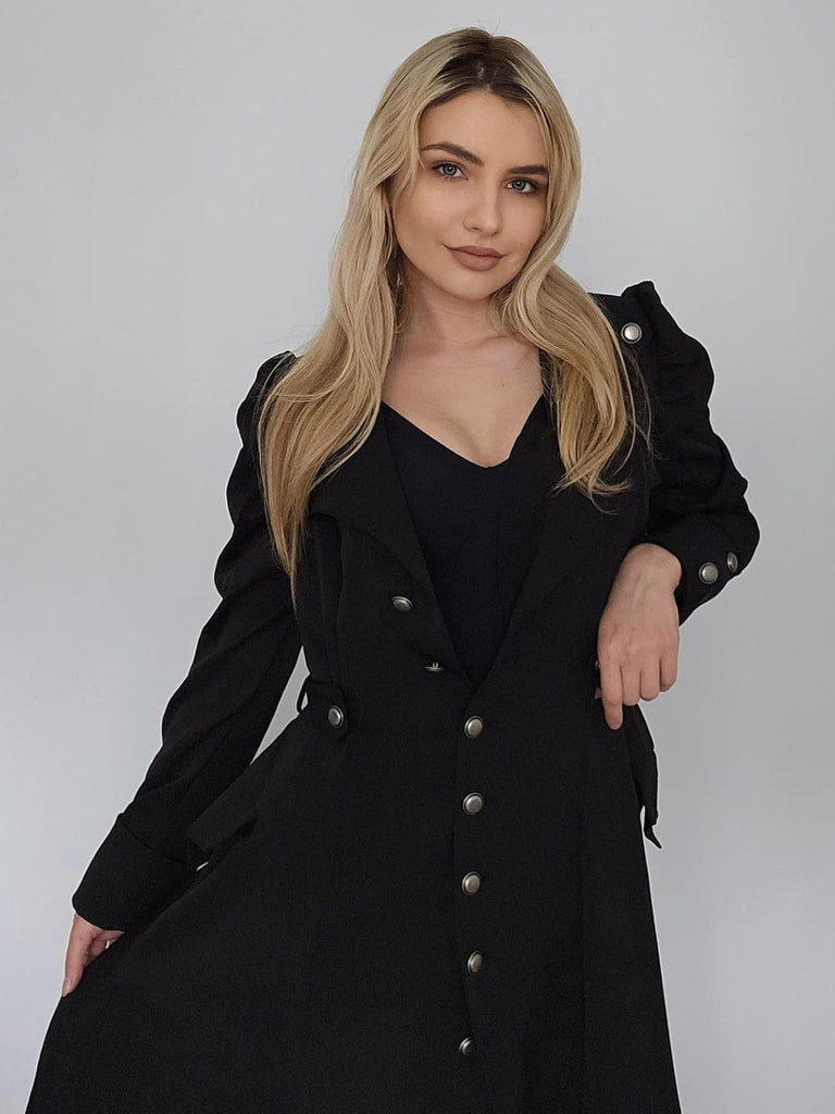 She throws on this 1950s Solid Stand Collar Button Coat and the city feels like 1950s Paris