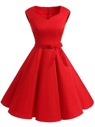 1950s Sweetheart Swing Dress, classic 1950s style elegant retro fashion - Image 1