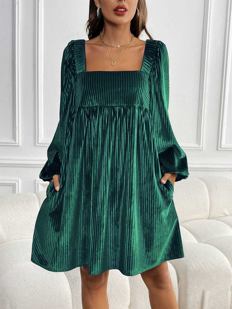 1960s Square Neck Puff Sleeve Velvet Pocket Babydoll Dress 1960s Square Neck Puff Sleeve Velvet Pocket Babydoll Dress