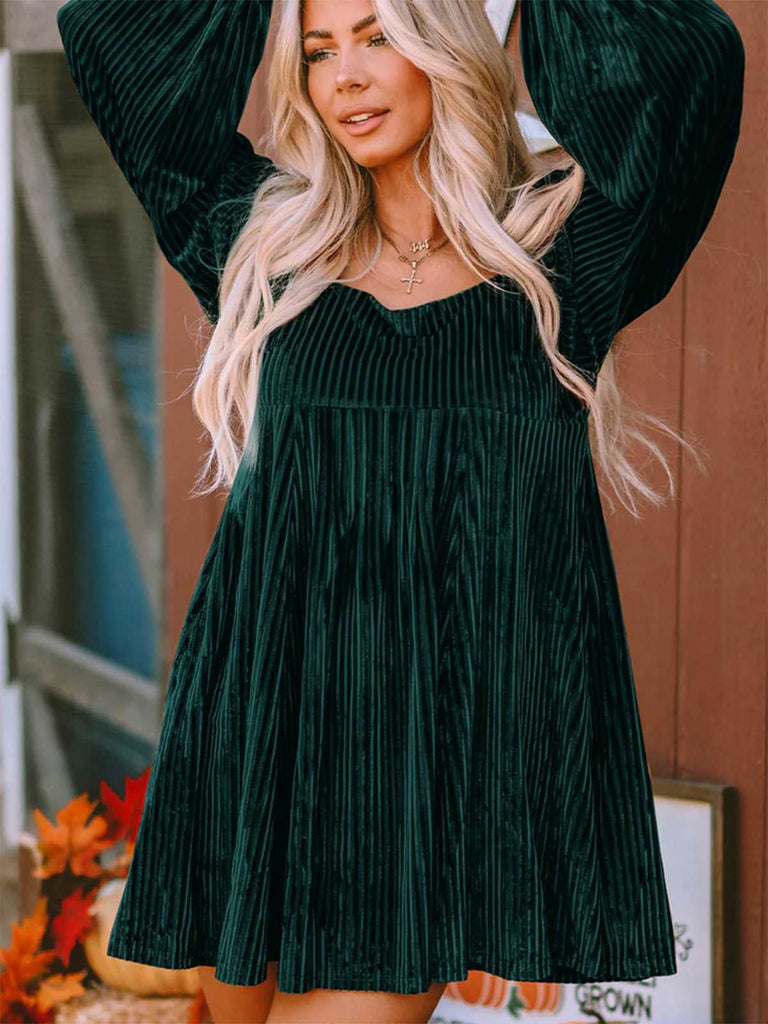 long sleeve velvet babydoll dress Textured Velvet Square Neck Balloon Sleeve Tie Back Babydoll Mini Dress long sleeve velvet babydoll dress Textured Velvet Square Neck Balloon Sleeve Tie Back Babydoll Mini Dress