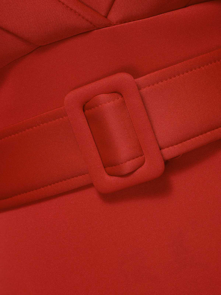 This 1960s Off-Shoulder Belted Solid Bodycon Dress wraps her in 1960s elegance, one twirl at a time