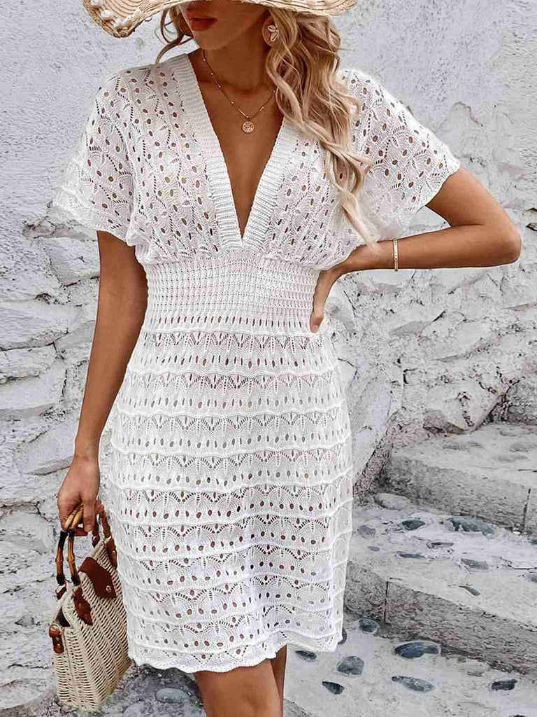 She finds her 1960s story in this 1960s Solid Deep V-Neck Crochet Cover-Up