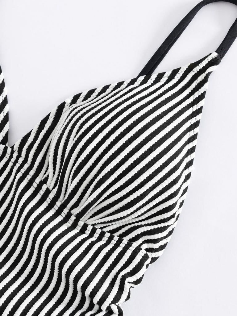 This 1960s Spaghetti Strap Contrast Stripes One-Piece Swimsuit carries 1960s vacation dreams in every stitch