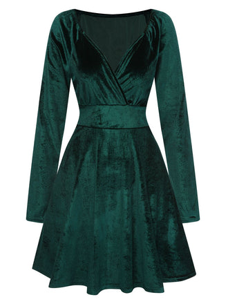 She slips into this 1960s V-Neck Velvet Long Sleeve A-Line Dress and suddenly it's a 1960s daydream