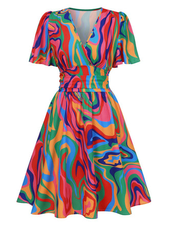 1970s Psychedelic Print VNeck Dress | 1970s | vintage dress, retro fashion