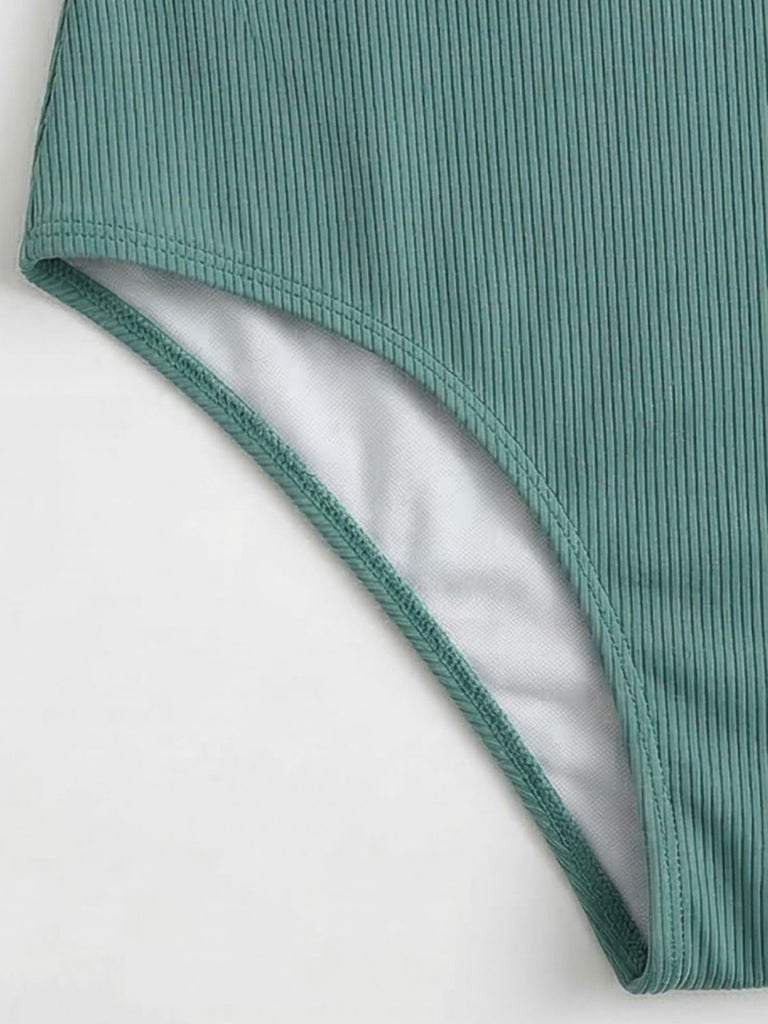 Elegant 1980s Vintage V Neck Swimsuit 4