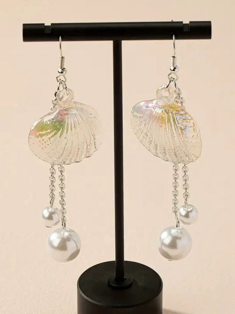 White Gradient Shell & Pearl Earrings