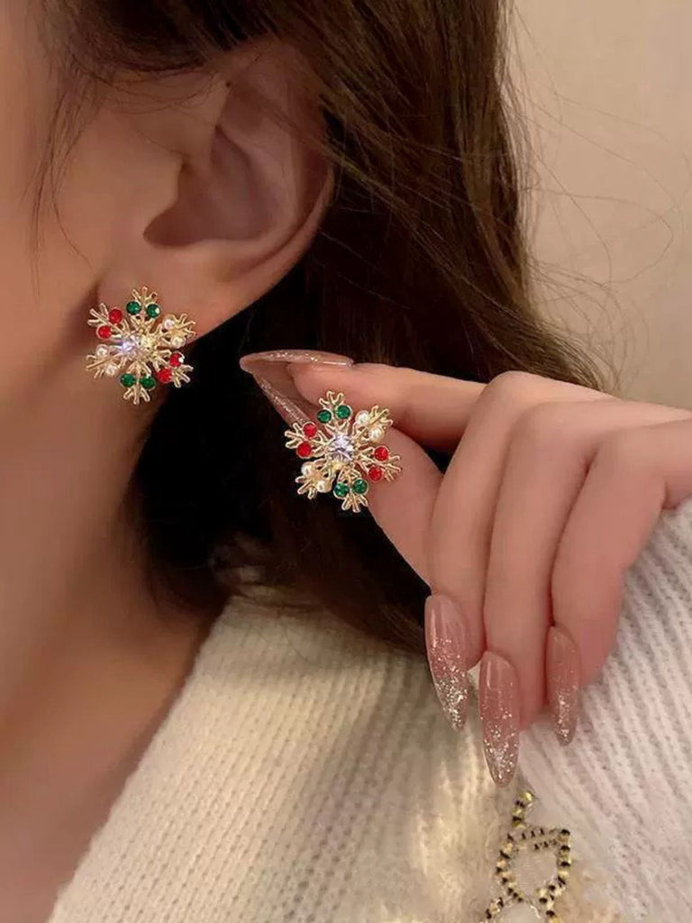 Vintage Christmas Snowflake Rhinestone Earrings