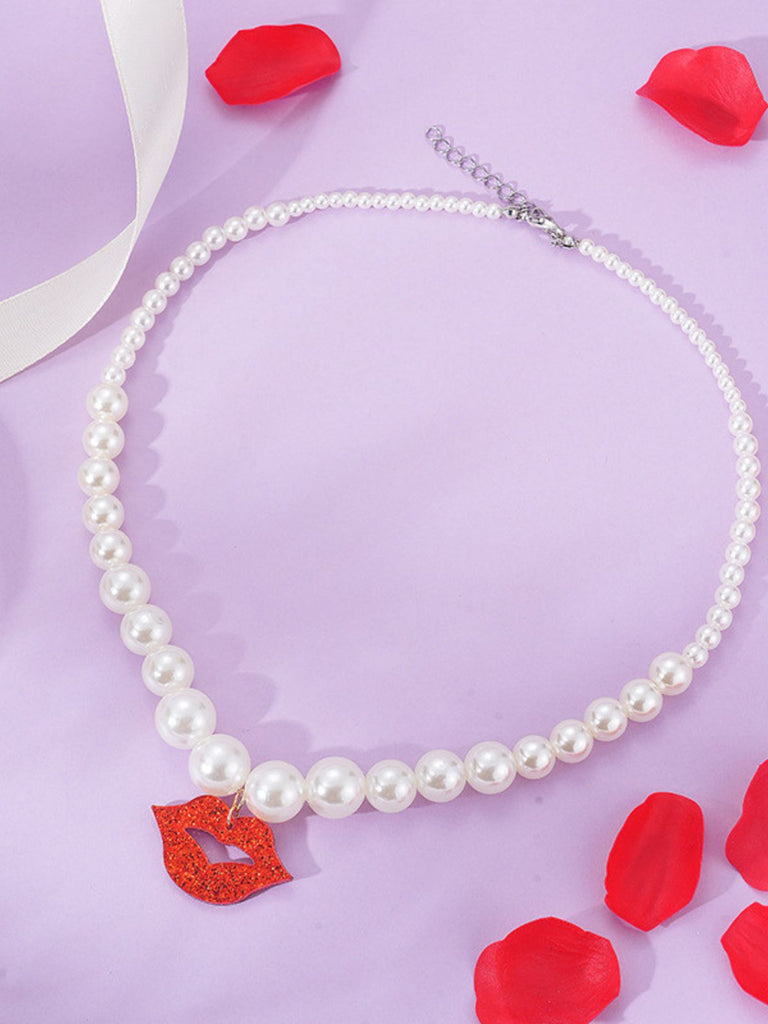 Lips Pendant Pearl Vintage Necklace