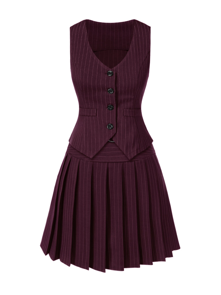 This 2PCS Dark 1960s Pinstripes Top & Pleated Skirt brings 1960s soul to her everyday