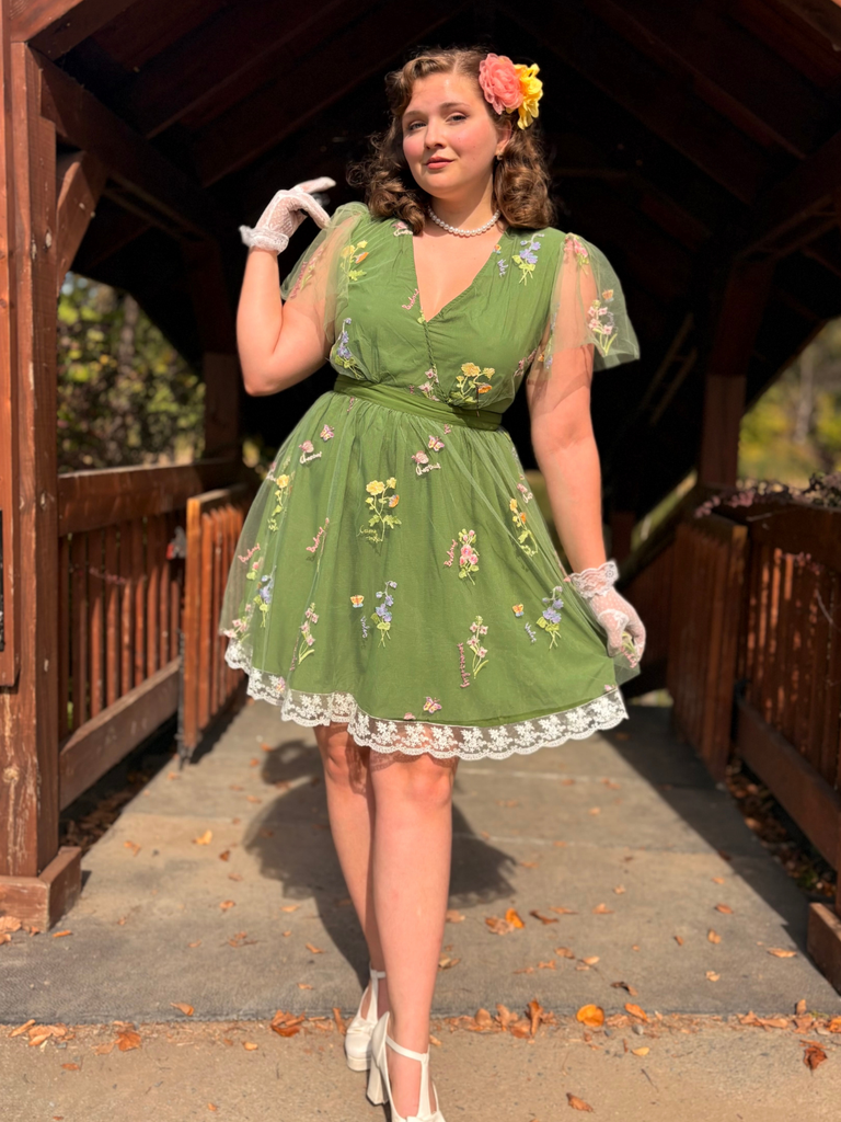 Green 1950s Floral Puff Sleeve Mesh Embroidered Dress