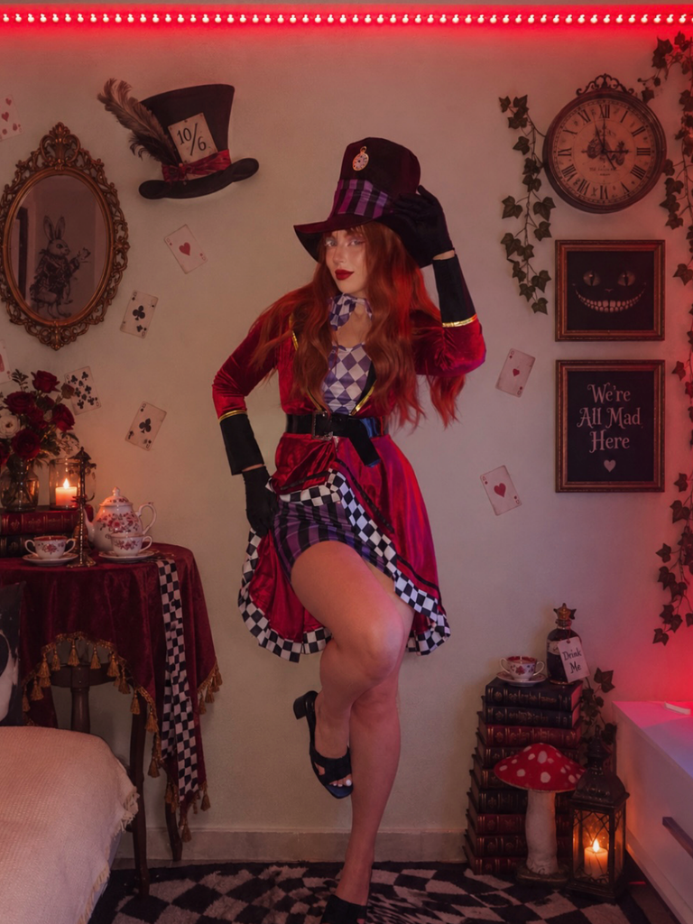 1960s Halloween Mad Hatter Long Sleeve Belt Costume Set
