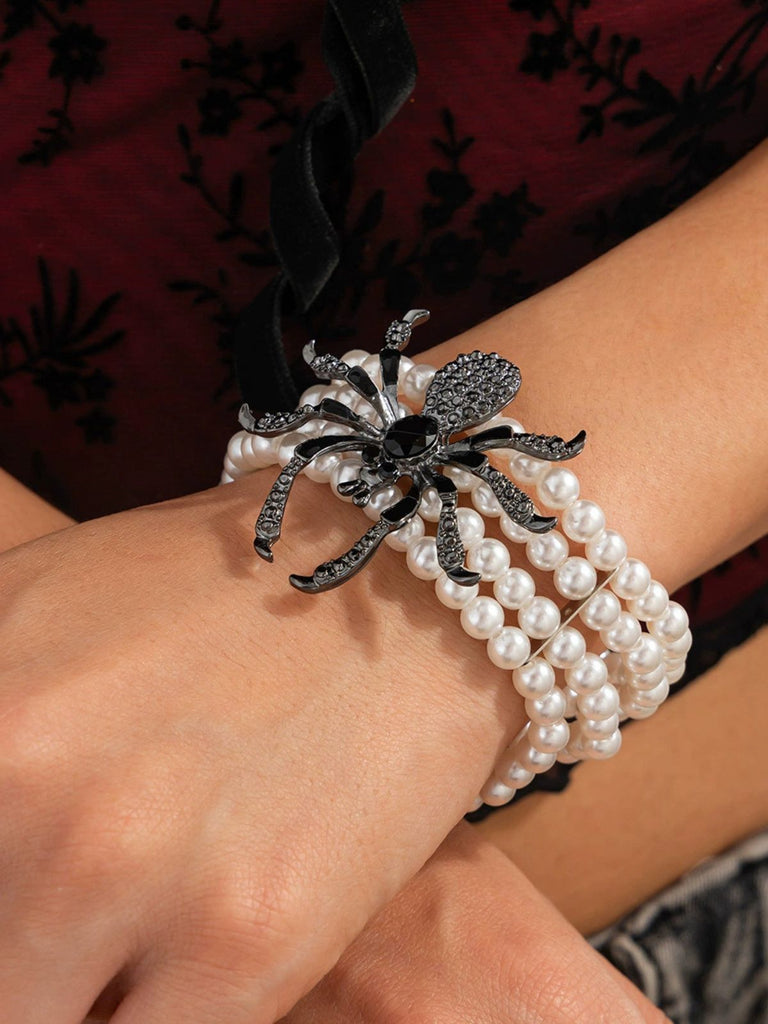 Vintage Halloween Spider Faux Pearl Bracelet