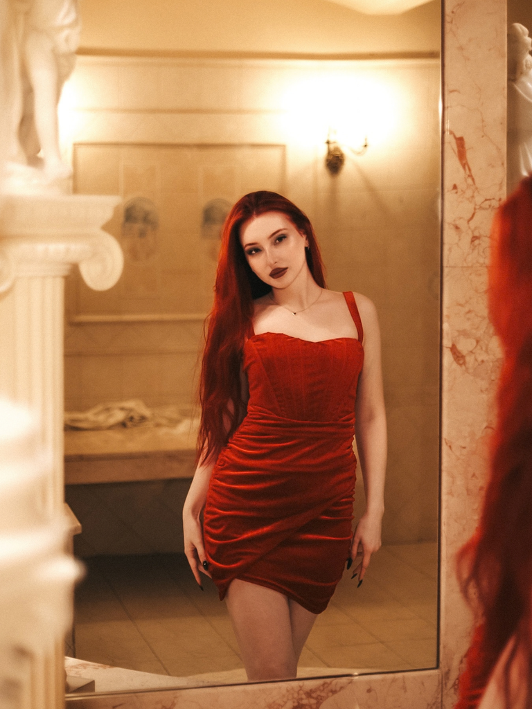 Red 1980s Velvet Corset Ruched Sweetheart Mini Dress