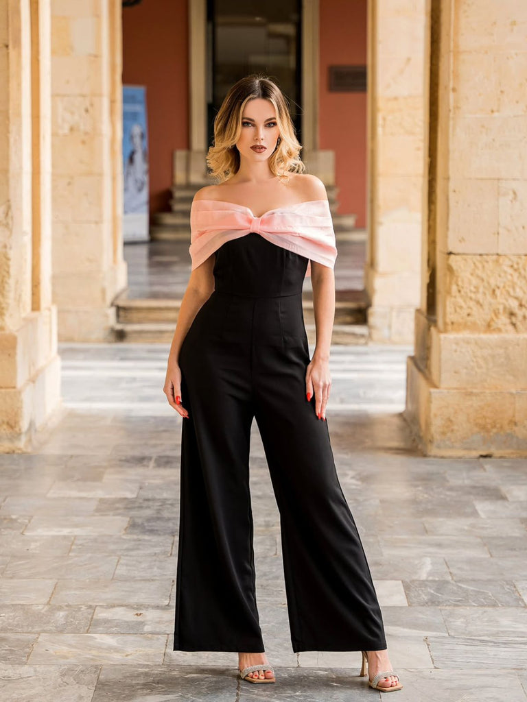 She finds her 1930s story in this Black 1930s Solid Mesh Bow Jumpsuit