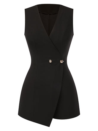 She finds her 1950s story in this Black 1950s Surplice V-Neck Sleeveless Romper