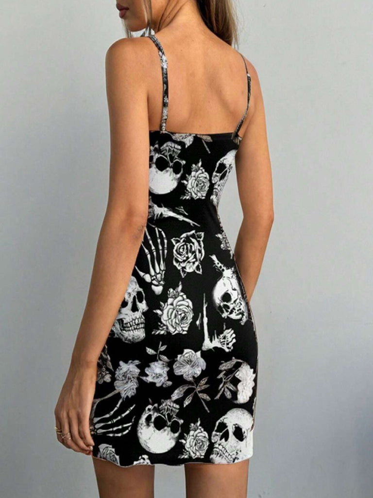 This Black 1960s Skull Rose Halloween Bodycon Dress wraps her in 1960s elegance, one twirl at a time