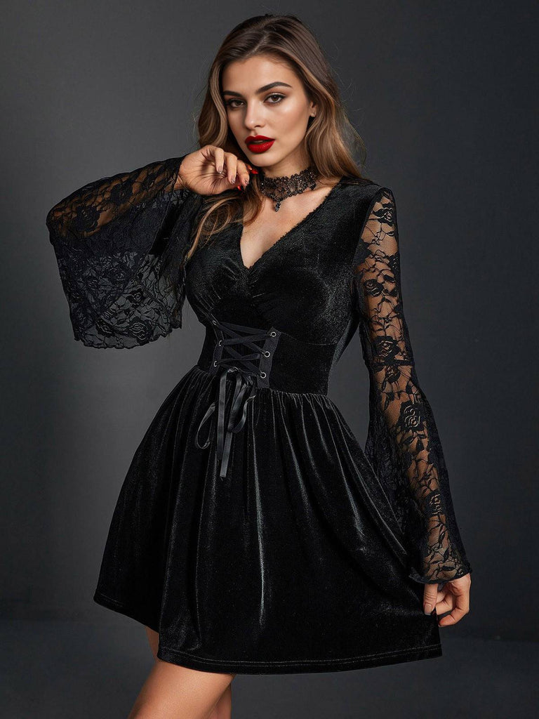 She slips into this Black 1970s Lace Bat Sleeves Velvet Dress and suddenly it's a 1970s daydream