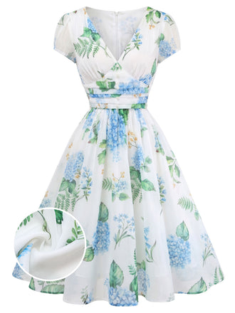 [Pre-Sale] 1950s Floral Print V-Neck Swing Dress, vintage dress, retro fashion, rockabilly, pin-up fashion - perfect for women who love vintage and retro fashion