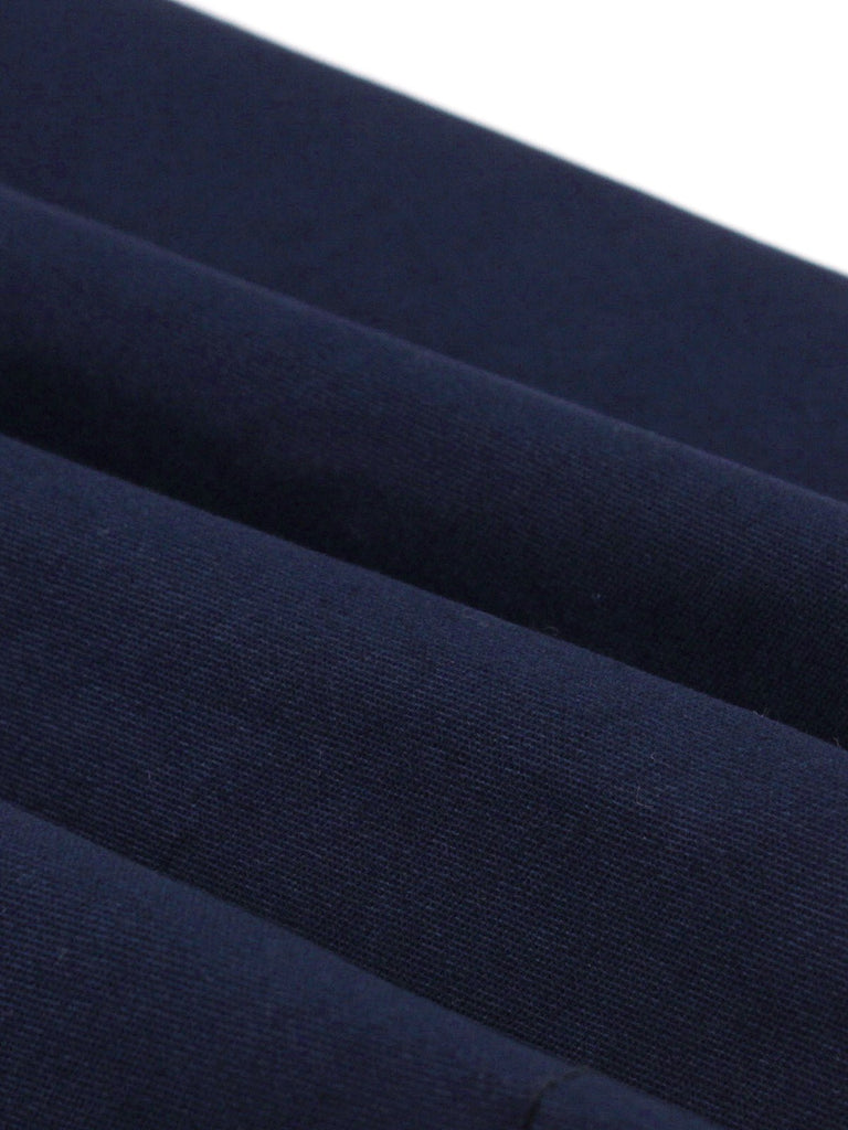 This Blue 1950s Lapel Waist-Tie Cotton Dress wraps her in 1950s elegance, one twirl at a time