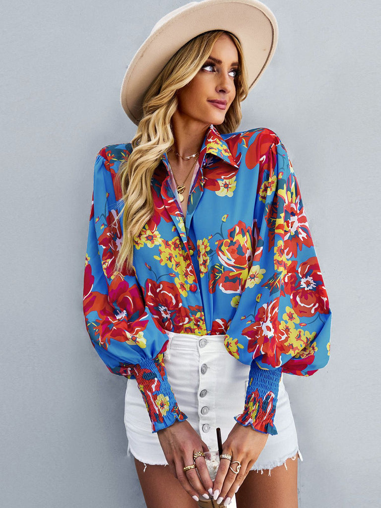 Blue 1970s Contrast Floral Bishop Sleeve Blouse: a 1970s classic that whispers rather than shouts