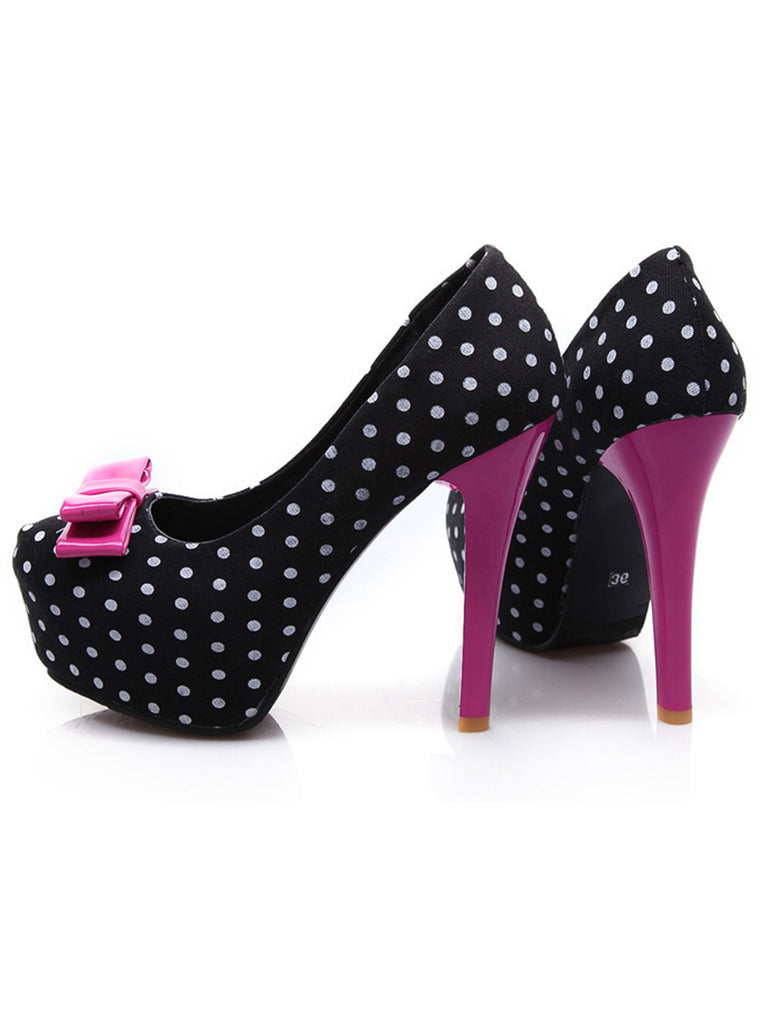 1970s Bow Vintage Classic Shoes 6