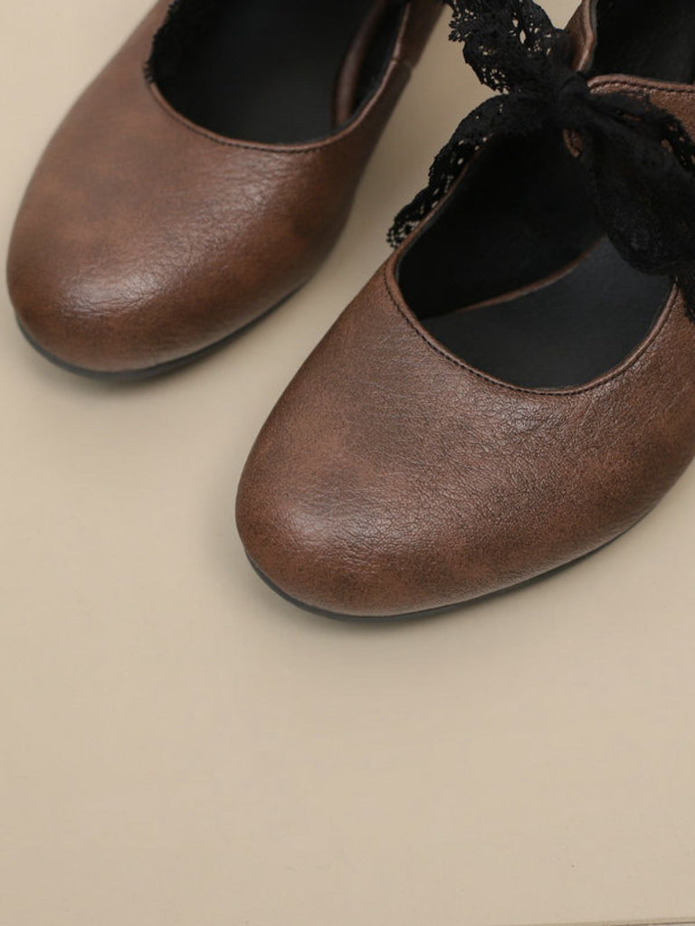 Retro Stage vintage Mary Jane heels with delicate lace bow detail for elegant occasions