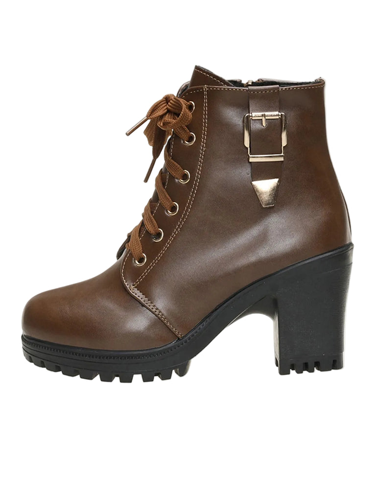 She finds her 1950s story in this Brown Vintage Leather Chunky High Heels
