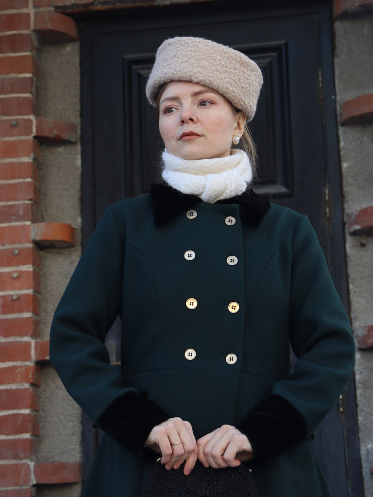 She throws on this Dark Green 1940s Solid Button Coat and the city feels like 1940s Paris