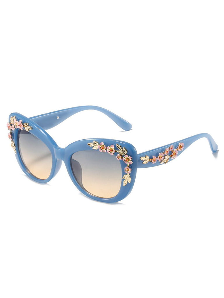 Floral Plastic Gradient Sunglasses — vintage elegance for the modern woman