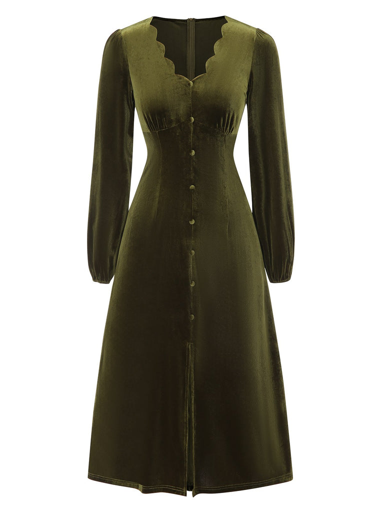 She slips into this Green 1940s Velvet Petal Collar Dress and suddenly it's a 1940s daydream