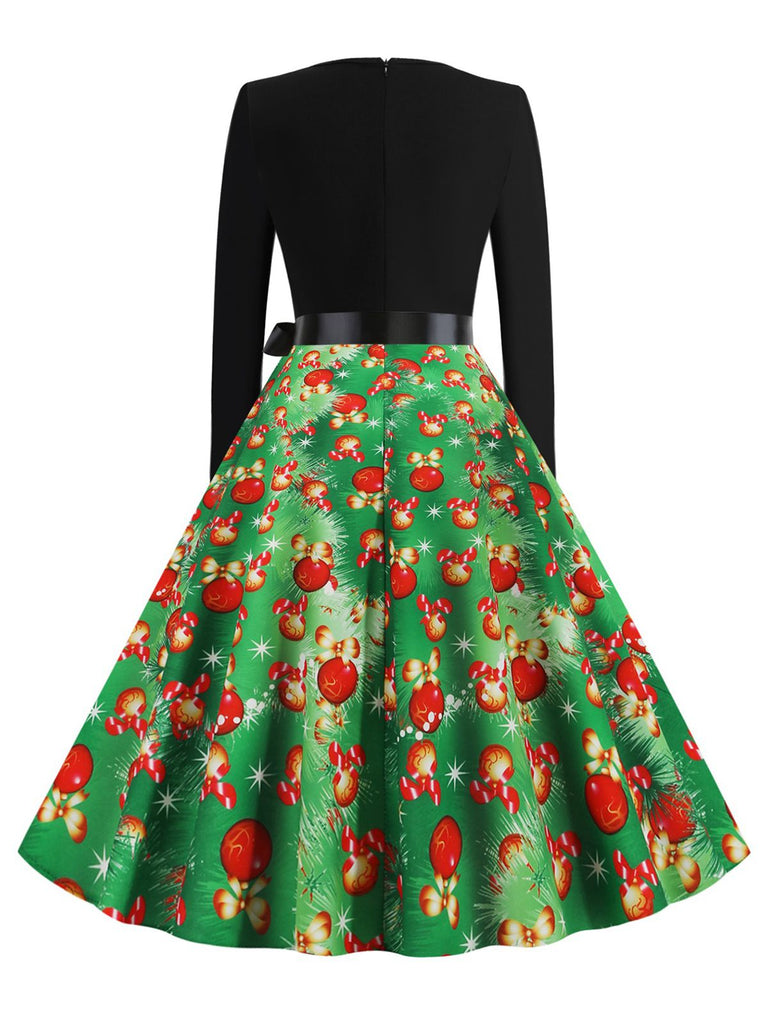 This Green 1950s Christmas Bow Belted Swing Dress wraps her in 1950s elegance, one twirl at a time