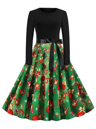 She slips into this Green 1950s Christmas Bow Belted Swing Dress and suddenly it's a 1950s daydream