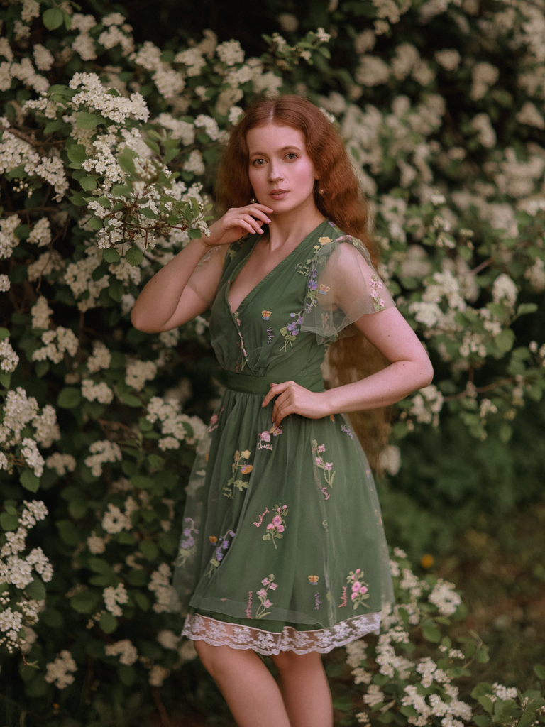 Green 1950s Floral Puff Sleeve Mesh Embroidered Dress, vintage dress, retro fashion, rockabilly, pin-up fashion - perfect for women who love vintage and retro fashion