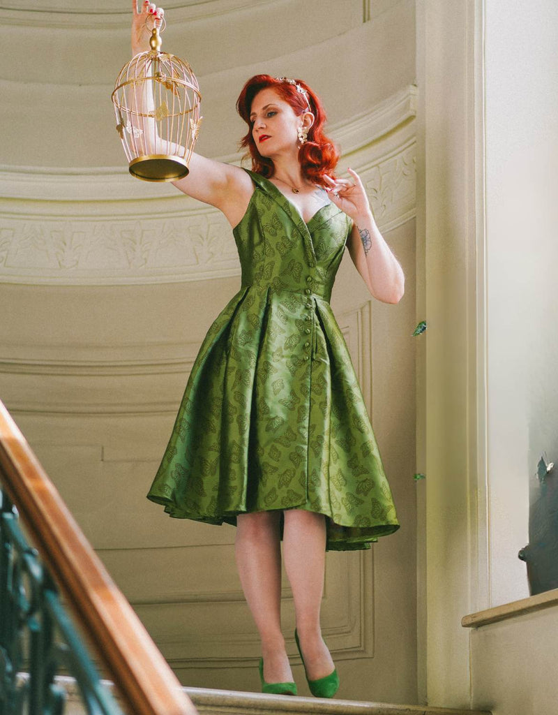 Green 1950s Off-Shoulder Vintage Dress: timeless style reimagined