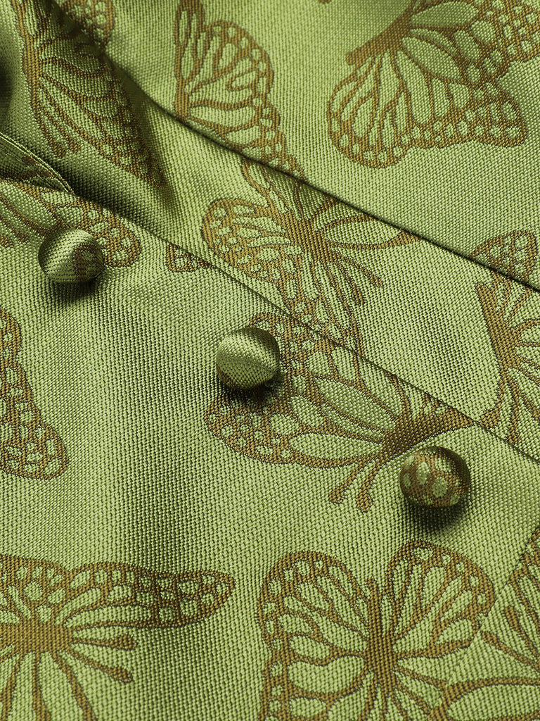 This Green 1950s Off-Shoulder Vintage Dress wraps her in 1950s elegance, one twirl at a time